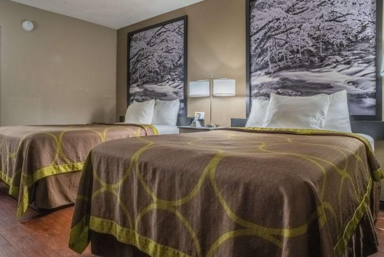 Super 8 By Wyndham Downtown Gatlinburg At Convention Center Ξενοδοχείο Εξωτερικό φωτογραφία